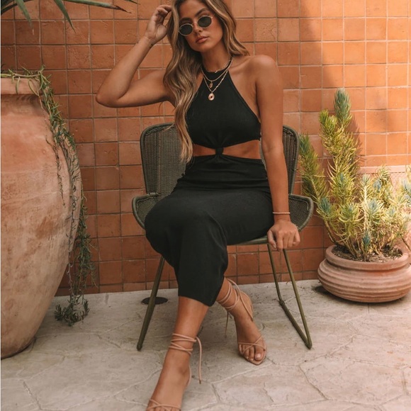 NWT! VICI COLLECTION- COASTLINE CUTOUT HALTER KNIT MIDI DRESS - Picture 5 of 16